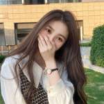 azalea wahyuni Profile Picture