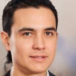 Rainier Descoteaux Profile Picture