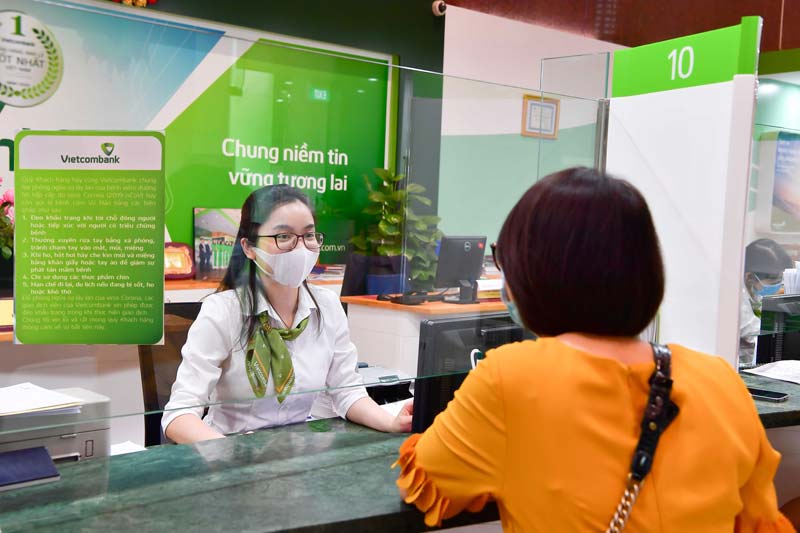Tìm Hiểu Ngân Hàng Vietcombank Có Làm Thứ 7 Không ?