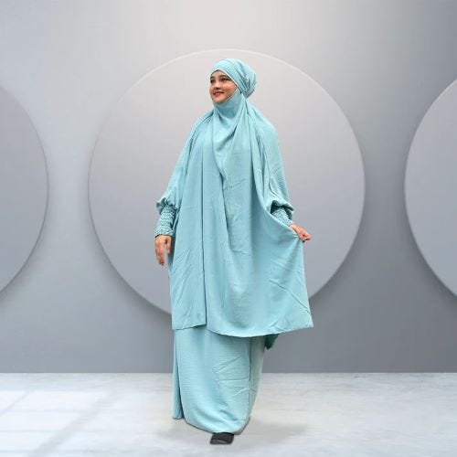 Look Effortlessly Stylish in a Baby Blue Jilbab Abaya 3-Piece Set