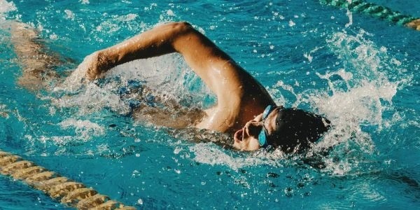Complete Guide on Skincare for Swimmers to Protect Skin - AVee Hospital Vaishali