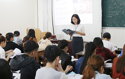 Chuyên ngành Tiếng Trung Thương Mại - Đại học Duy Tân, Đà Nẵng, Việt Nam