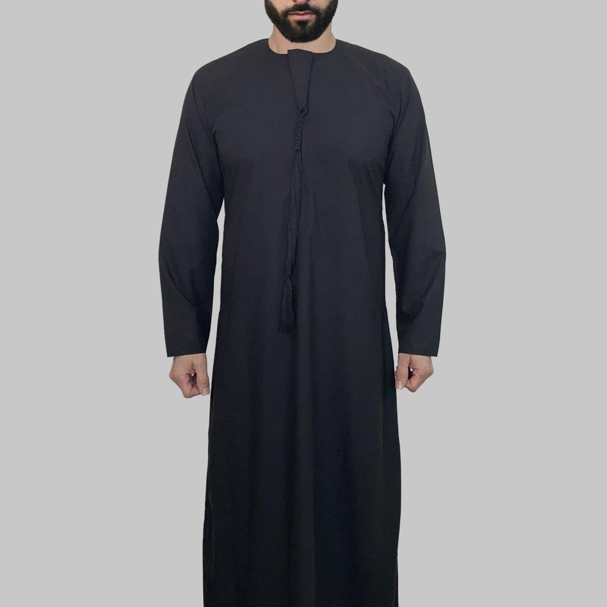 Discover the Charm of the Black Emirati Cotton Thobe