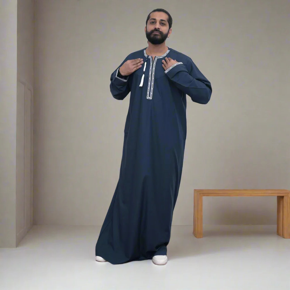 Perfect Ways to Style Navy Blue Omani Thobe USA | Alhaya Fashion