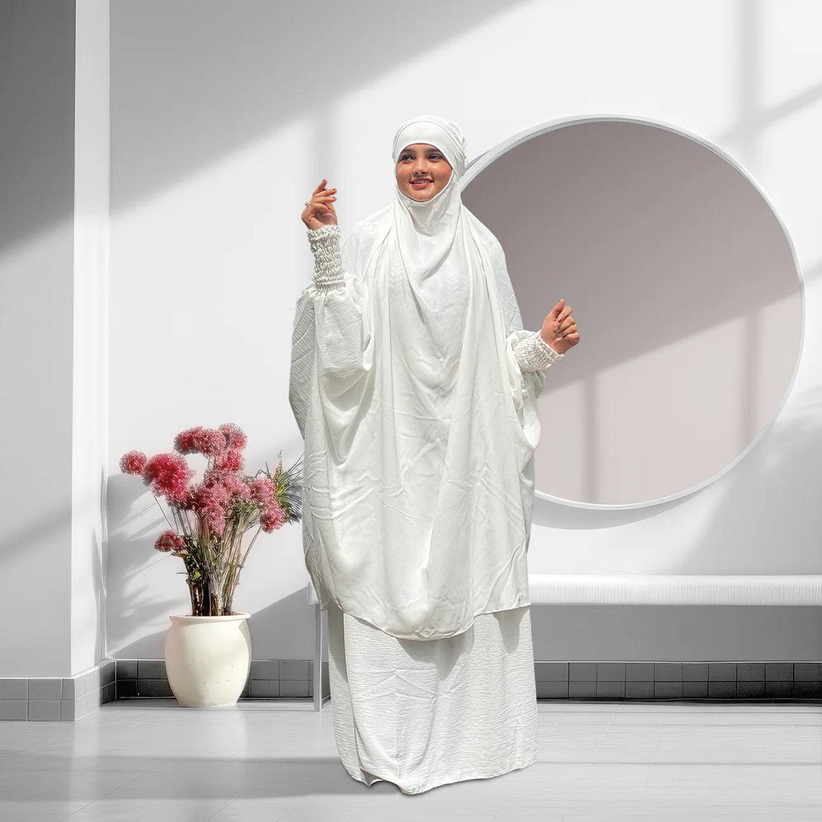 White Jilbab for Women: A Complete Guide to Everyday Elegance