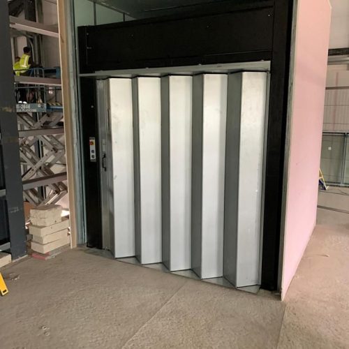 Shops and Retail Lift Maintenance | MW Lift Services | 0800 804 4932
