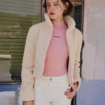 Golf Jackets for Women Profile Picture