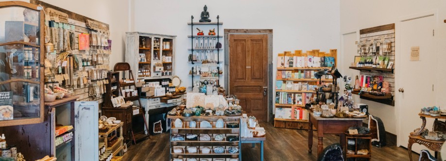 Twisted Thistle Apothicaire Cover Image