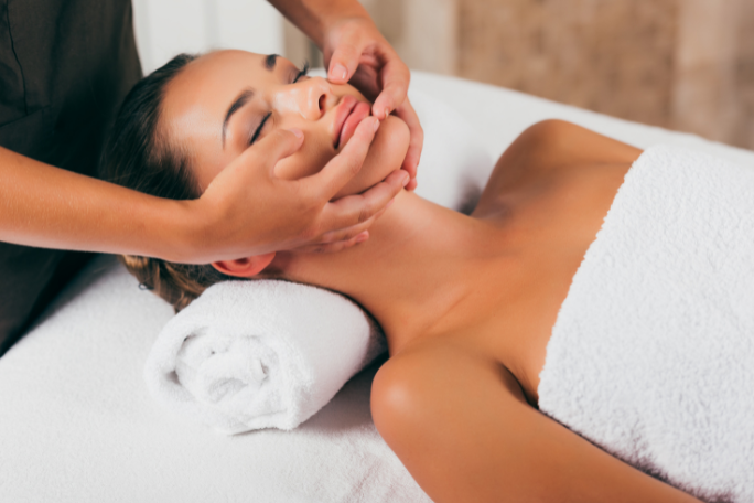Balinese Massage in JVC Dubai | Rejuvenation | WellnessHaven