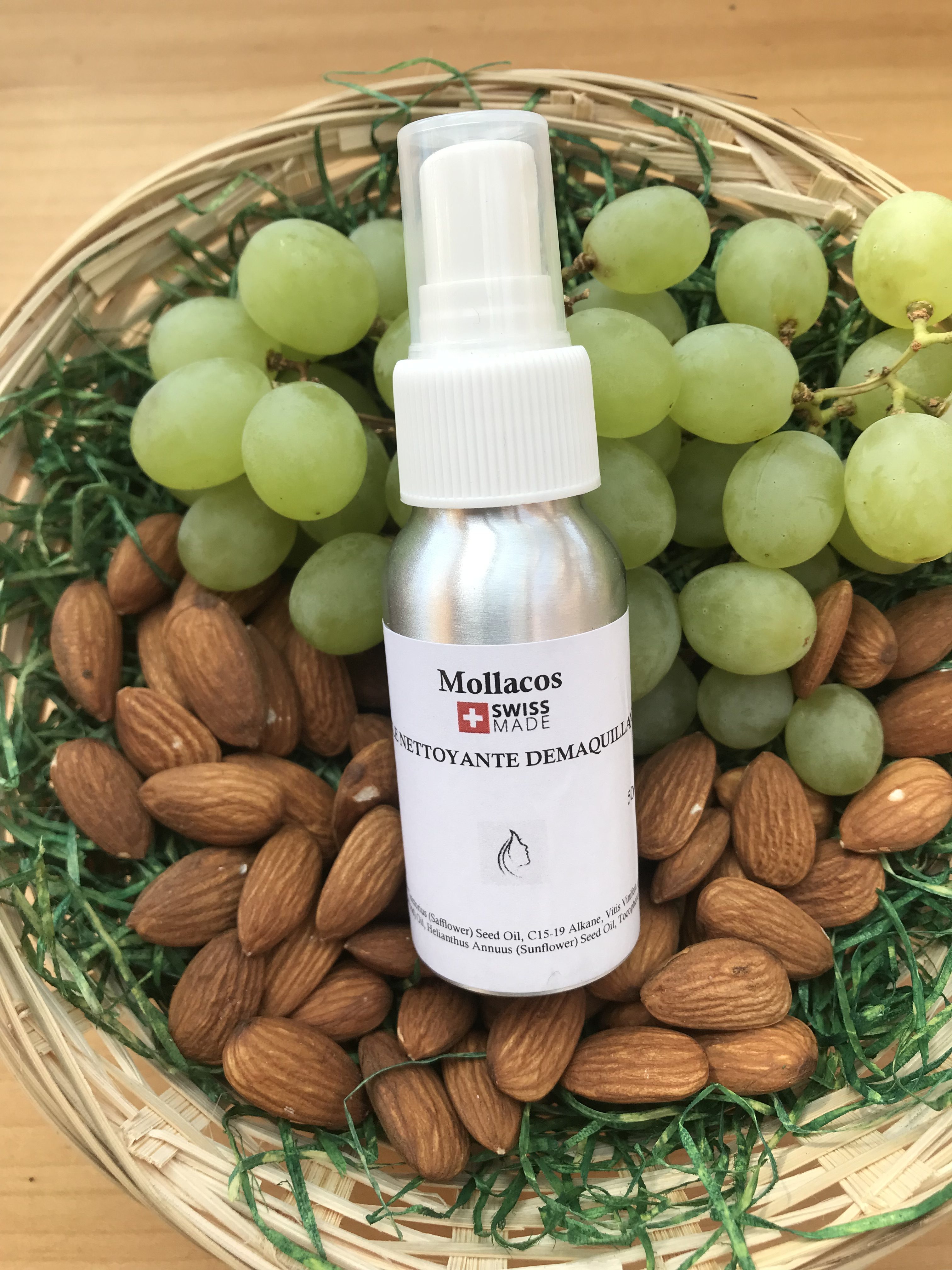 Huile nettoyante et démaquillante