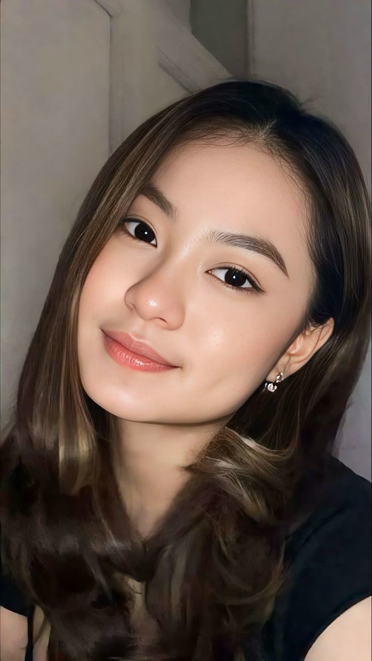 evelin indra Profile Picture