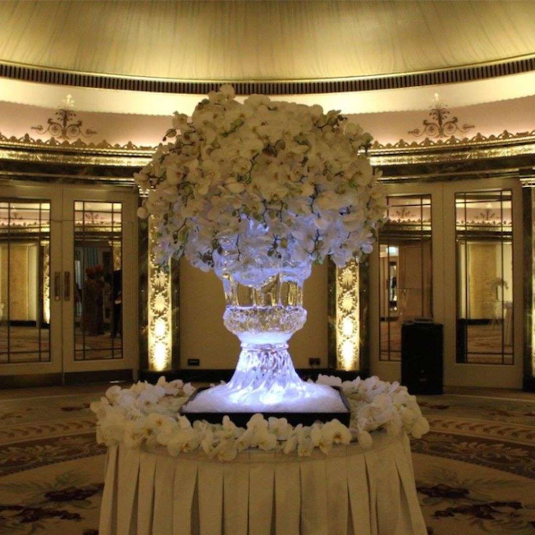 Elevate Your Corporate Event with Fresh Flowers &a..