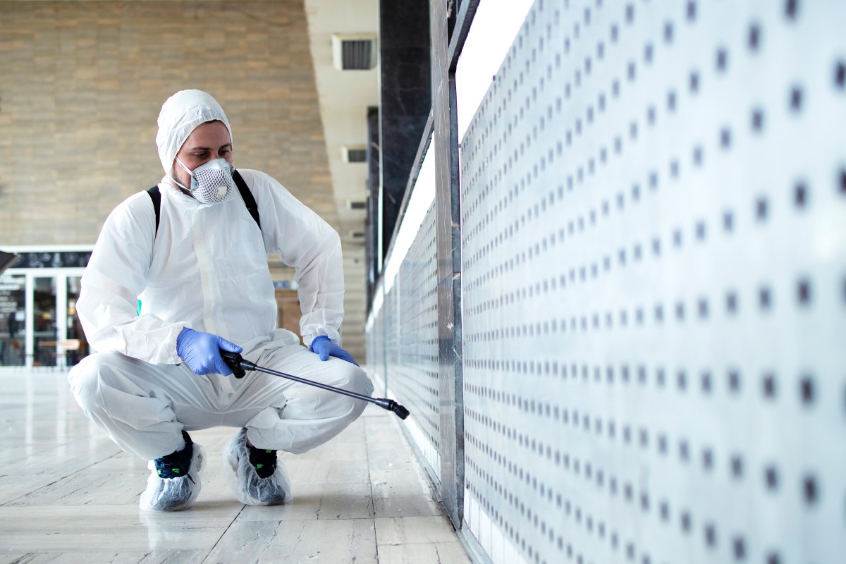 Keep Your Space Clean with High Reach Dust Cleaning CA Services – SDI Quality