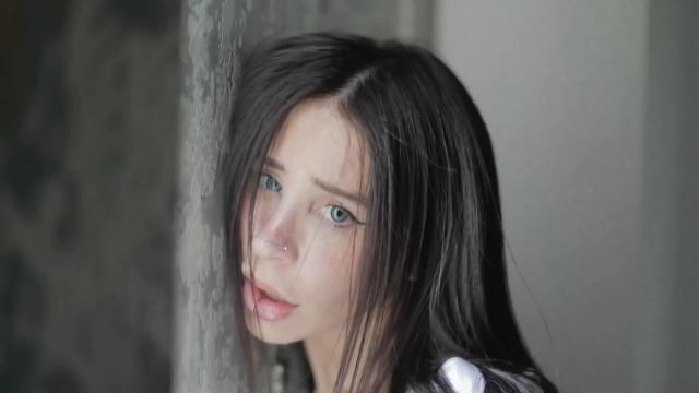 Alex Mucci - Foto Nuda (Official Video) · VIDEOASIS