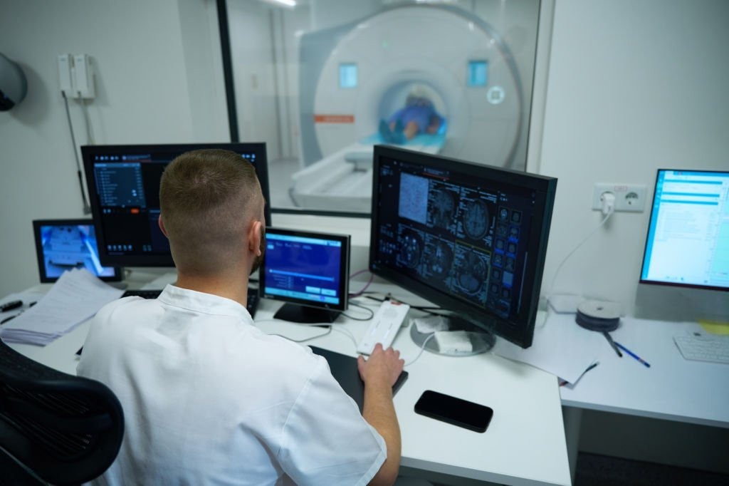 How a Private MRI in Montreal Can Speed Up Your Diagnosis