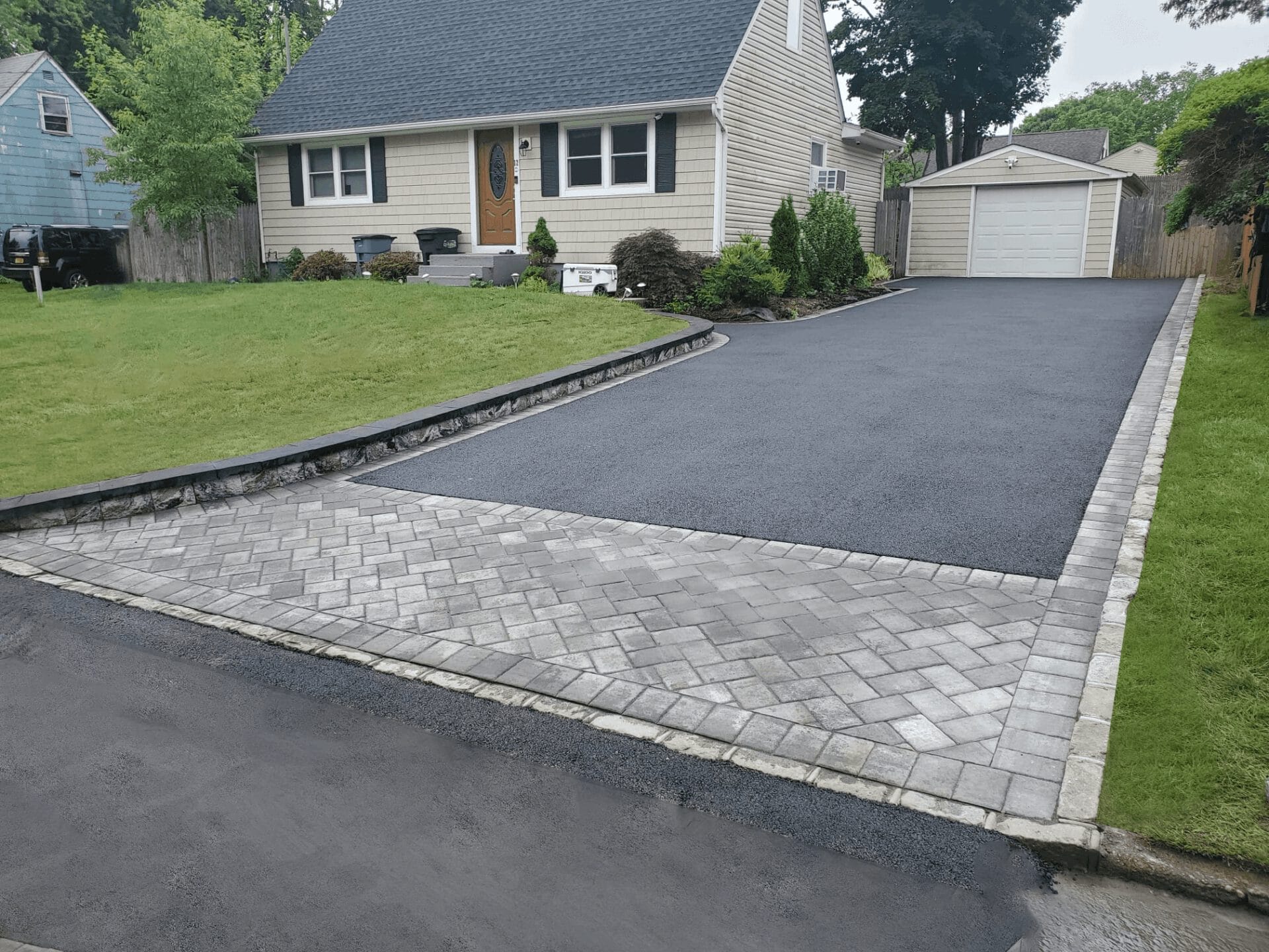 Asphalt Driveway Paving Services Long Island & Suffolk County | Asphalt